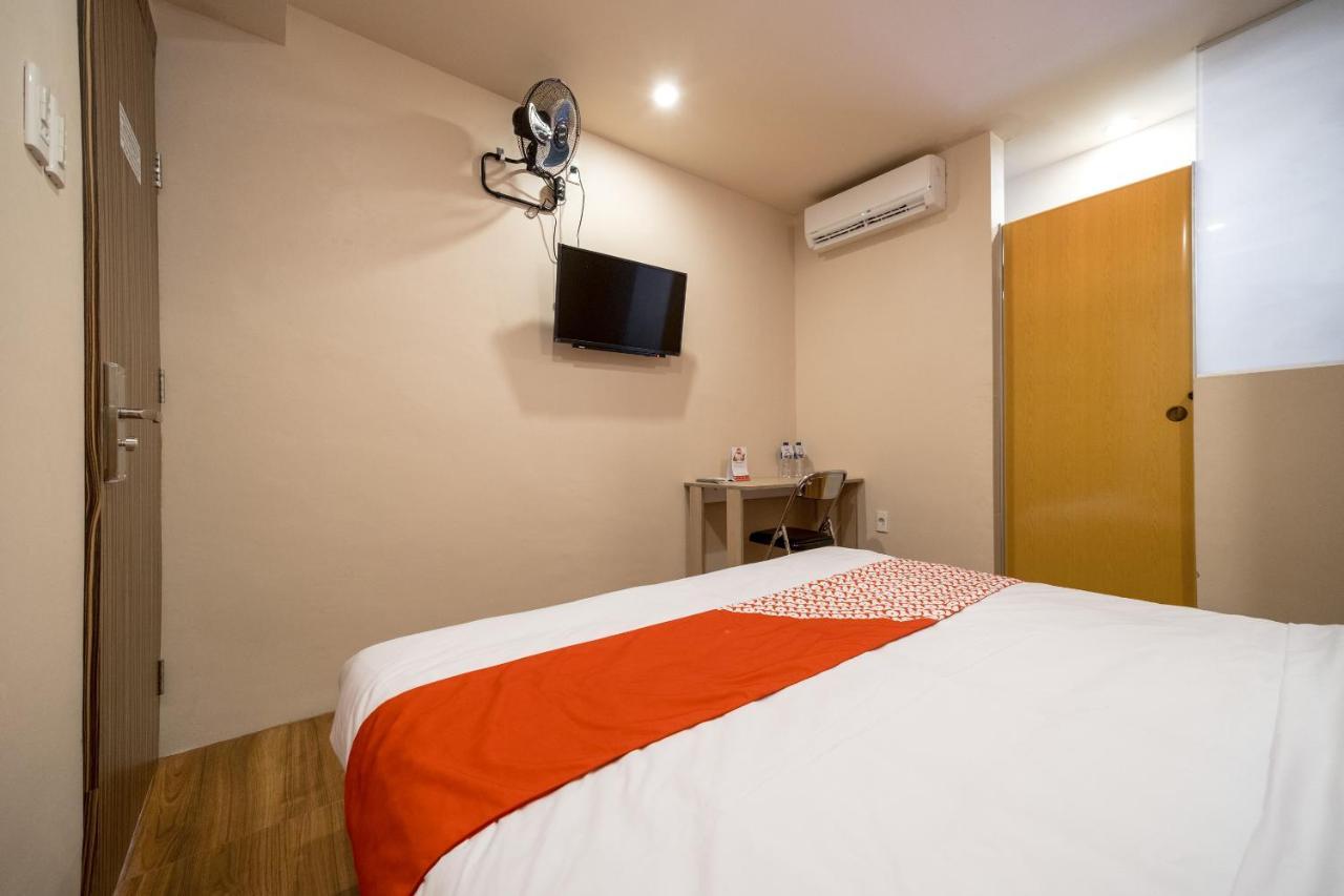 Oyo 291 Medan City Syariah Esterno foto